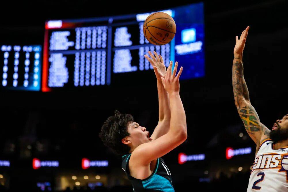 关于亚特兰大训练开放日，冲刺阶段单刀错失引欢呼，NBA总决赛在即，控场能力受关注的信息-爱游戏在线官网